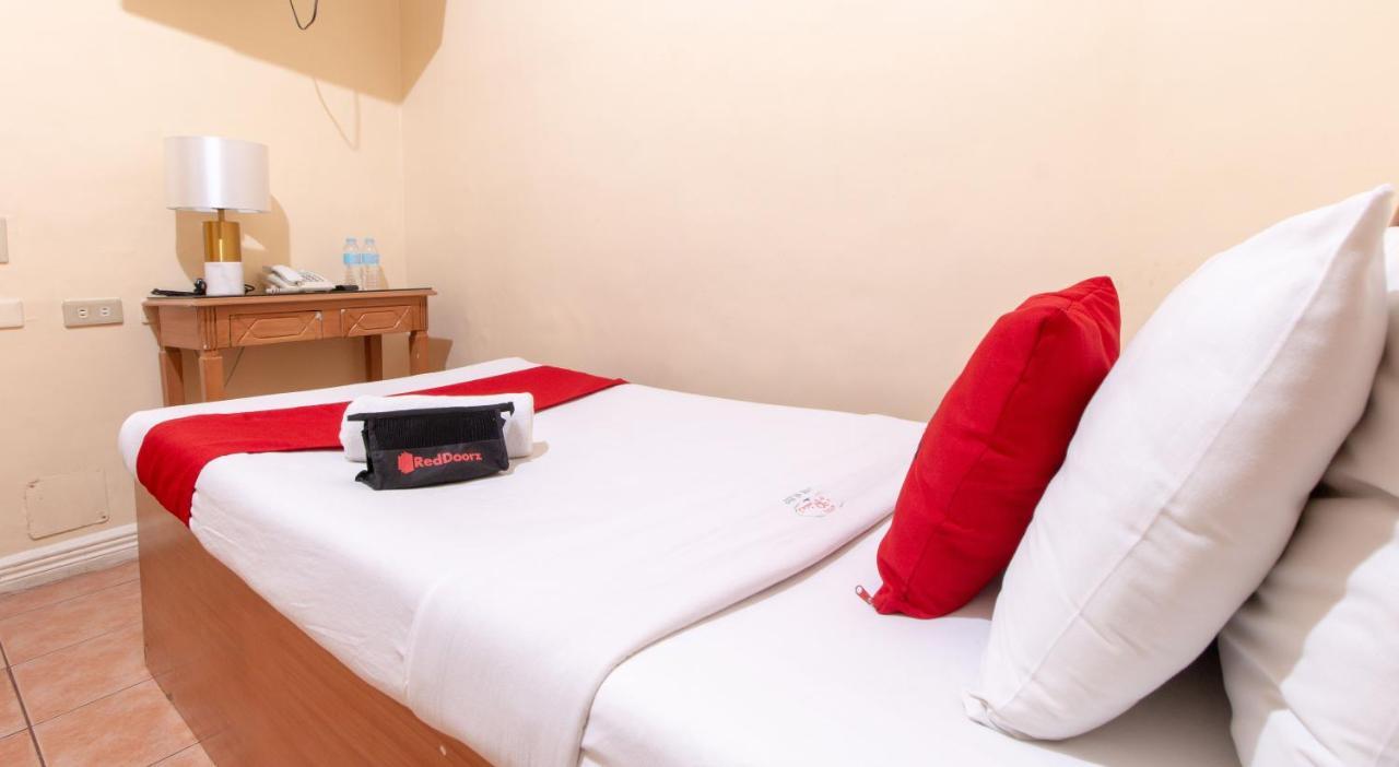 Reddoorz @ Downtown Tacloban Hotel Luaran gambar